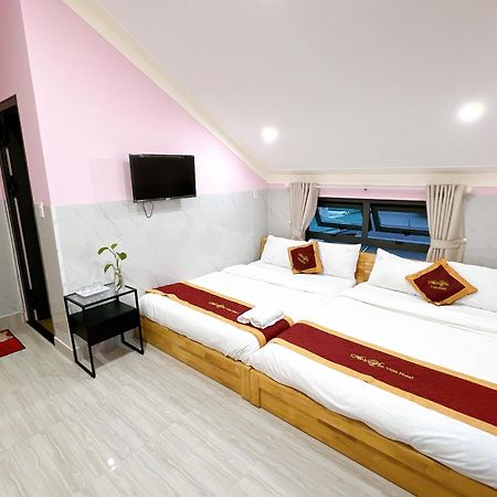 Anh Van Villa Hotel Да Лат Екстериор снимка