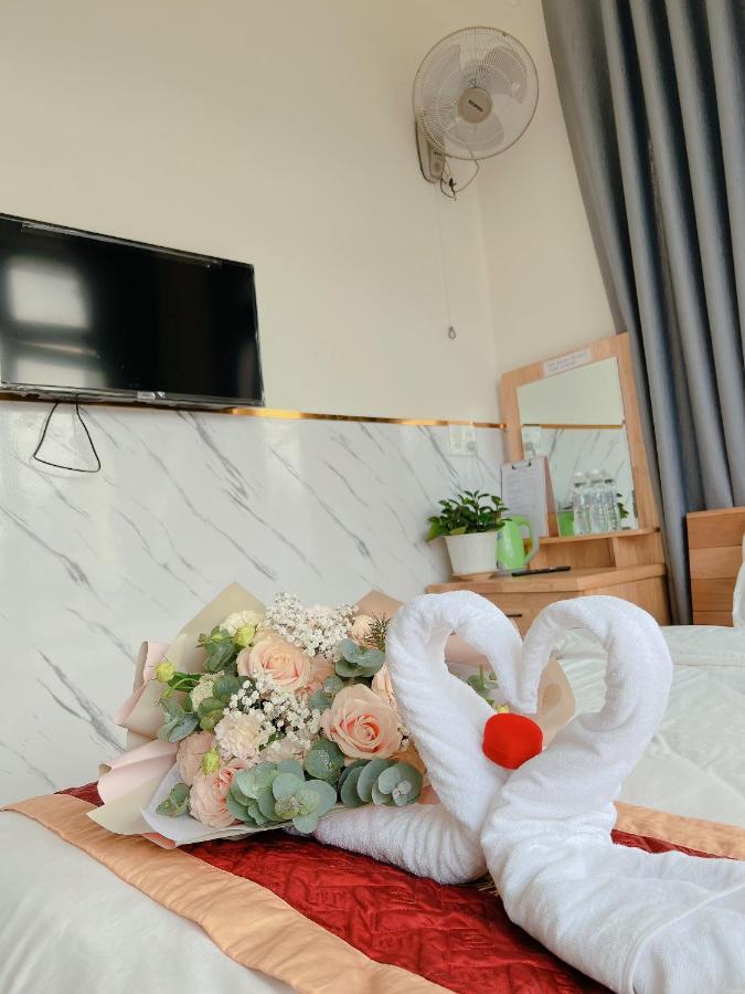 Anh Van Villa Hotel Да Лат Екстериор снимка