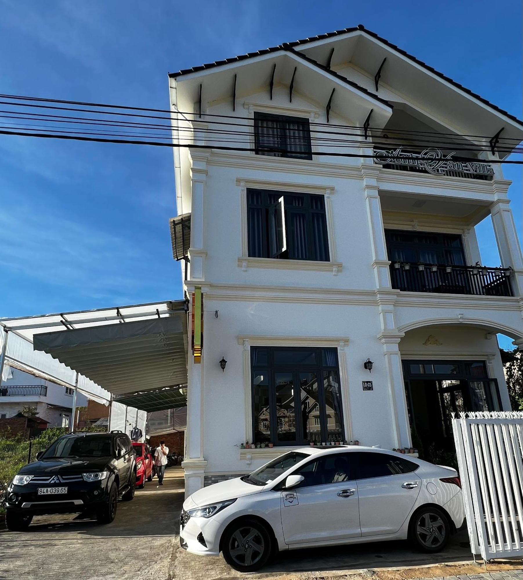 Anh Van Villa Hotel Да Лат Екстериор снимка