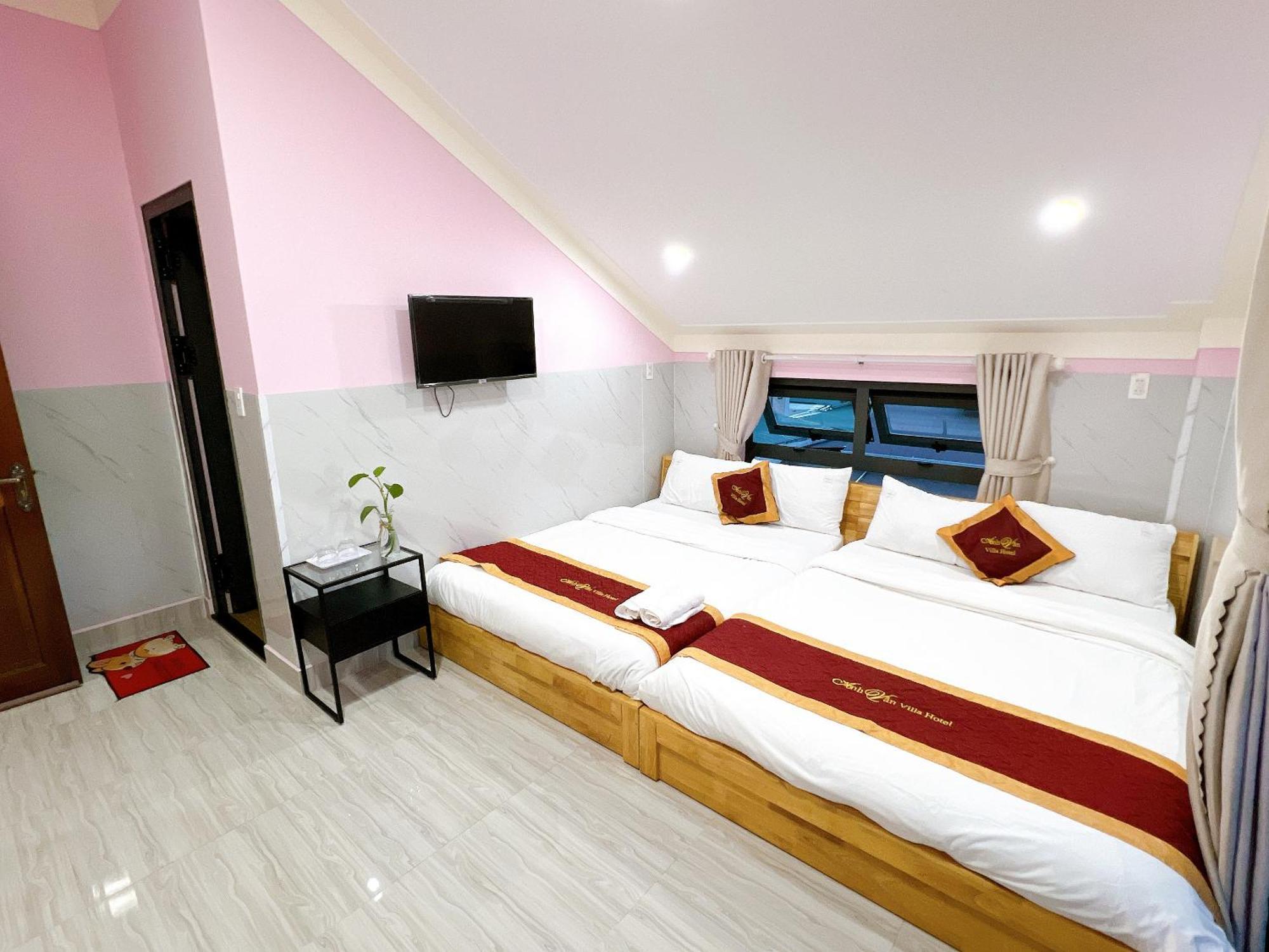 Anh Van Villa Hotel Да Лат Екстериор снимка